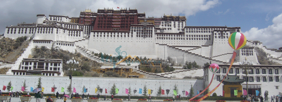 Potala Palace. photo by surya Tamang