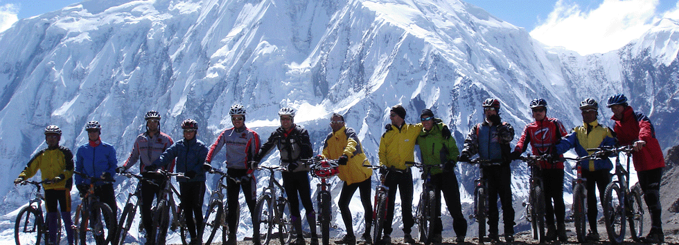 Sujena-La Pass 5460 & Tilicho Peak 7200m. photo by Thagendra